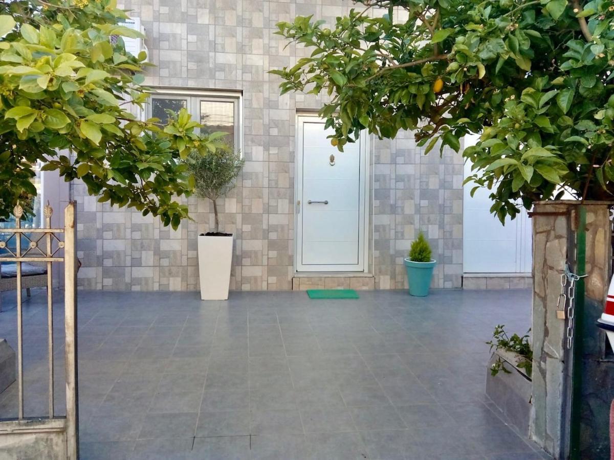 Vonitsa Loft Apartment 1 Екстер'єр фото